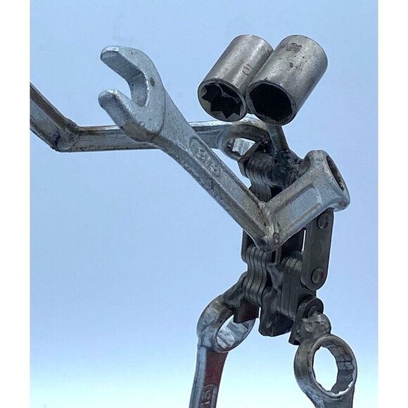 Metal Sculpture Recycled Original Scrap Tool Man Hand Crafted - Picture 3 of 4